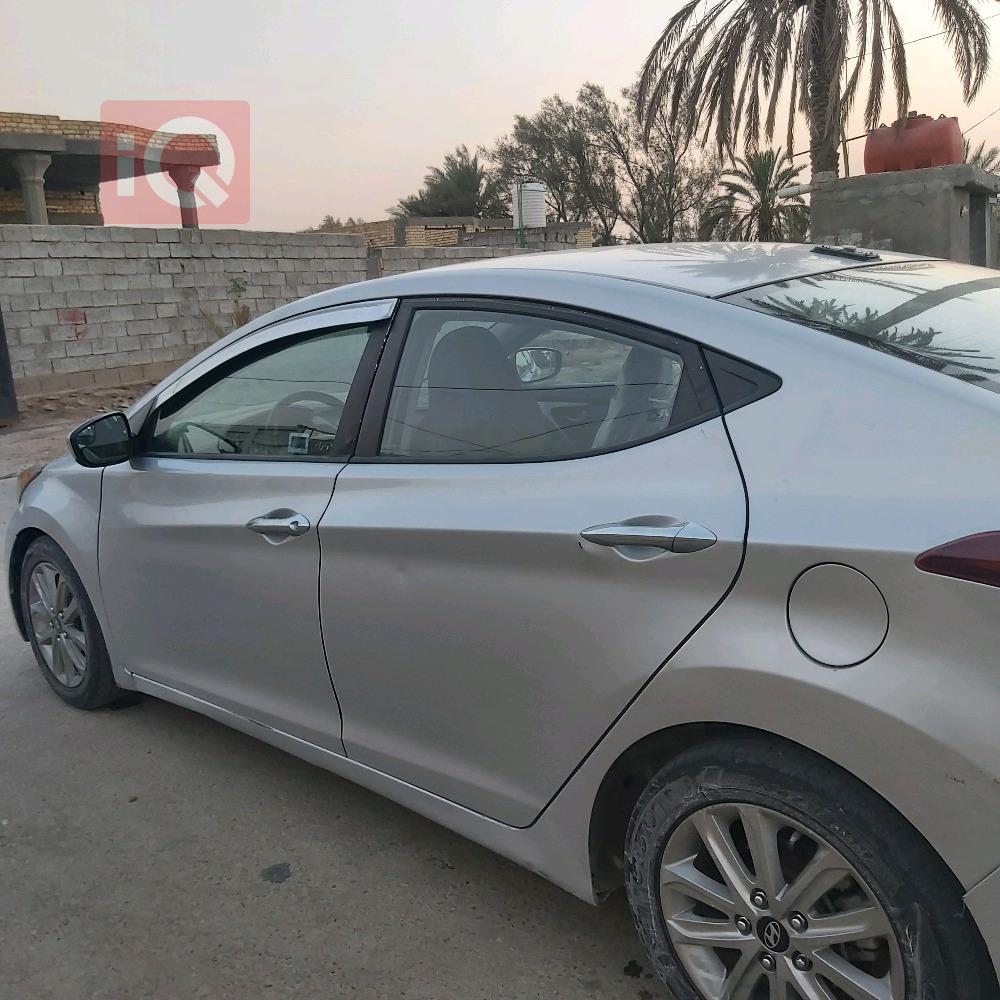 هيونداي النترا